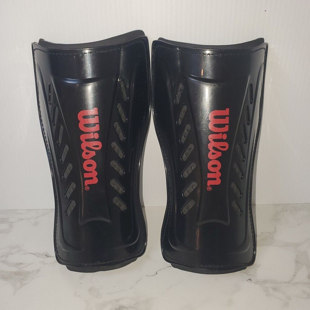 Wilson WTH5200 Adult Soccer Shin Guards